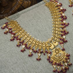 Gold Necklace with Drops