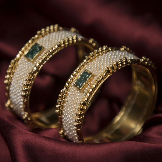 Guthani and Emerald Bangles