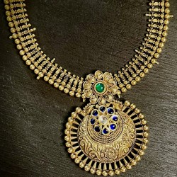 Gold Pendant Haasdi