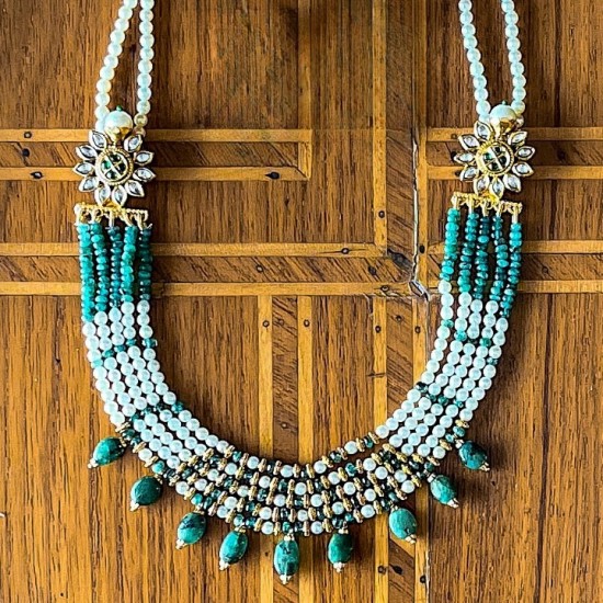 Emerald-Pearl Necklace