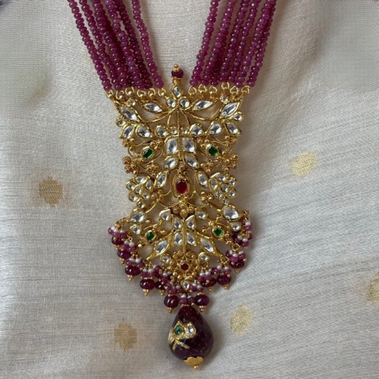 Gold-Jadtar Pendant with Ruby Necklace