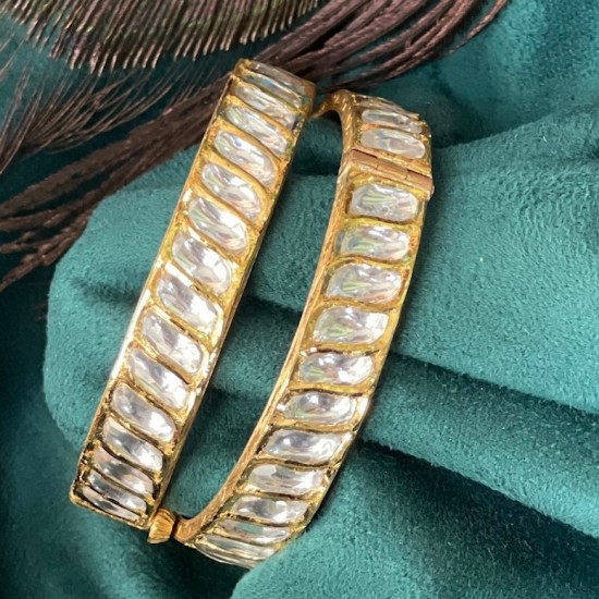 Gold Polki Bangles