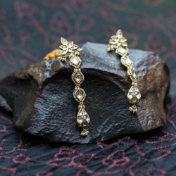 Jadtar and Khakha Pearls Earrings