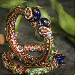 Blue-Green-Red Mor Sutarla Bangle